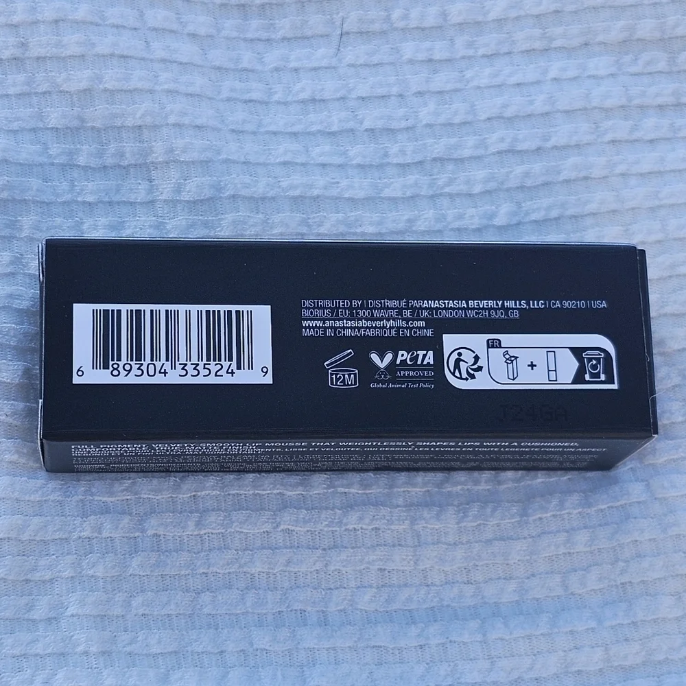 Anastasia Beverly Hills Lip Velvet Lipstick Mouse Matte shade brownie